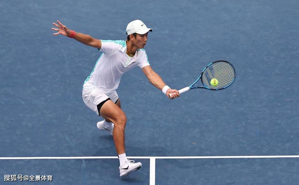 欧联-勒沃库森2-0赫根5战全胜锁头名 药厂各赛事豪取14连胜北京时间12月1日凌晨4时，欧联杯H组第5轮，勒沃库森客场对阵赫根。